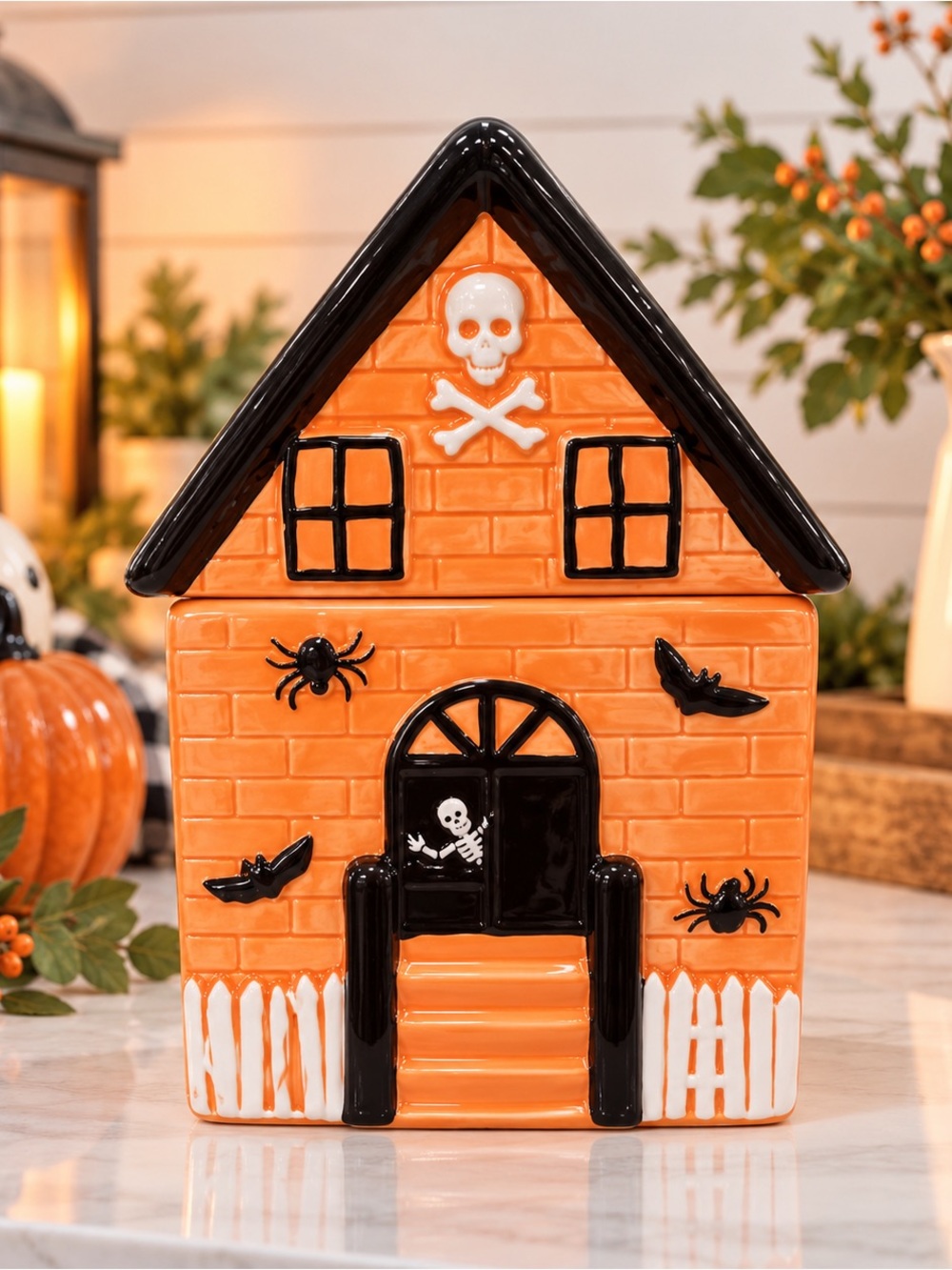 NEW Super Cute Small Ceramic Orange Halloween Canister With Skulls And Spider